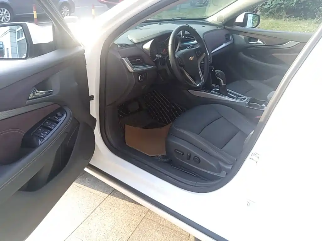 Chevrolet Malibu — миниатюра 16