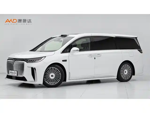 VOYAH LANTU DREAMER 2024