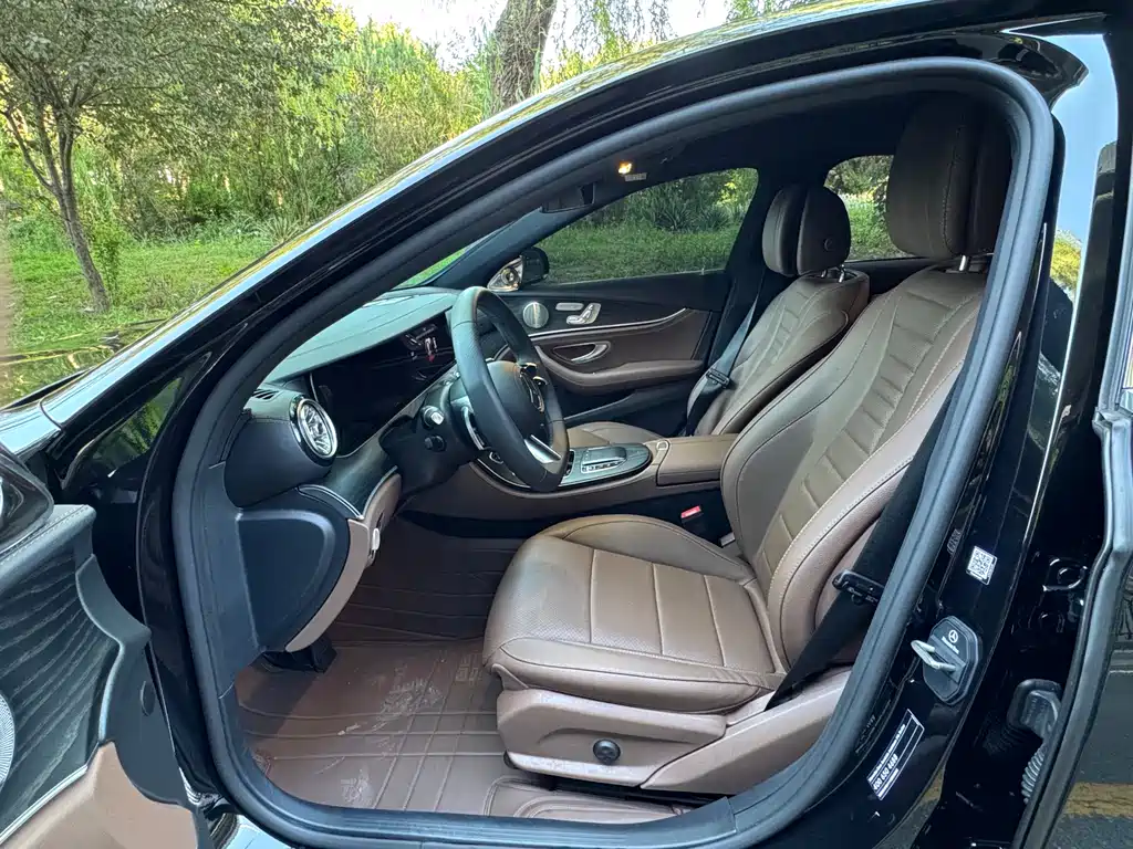 Mercedes-Benz E-Class E 2023 E 300 L Sport Luxury