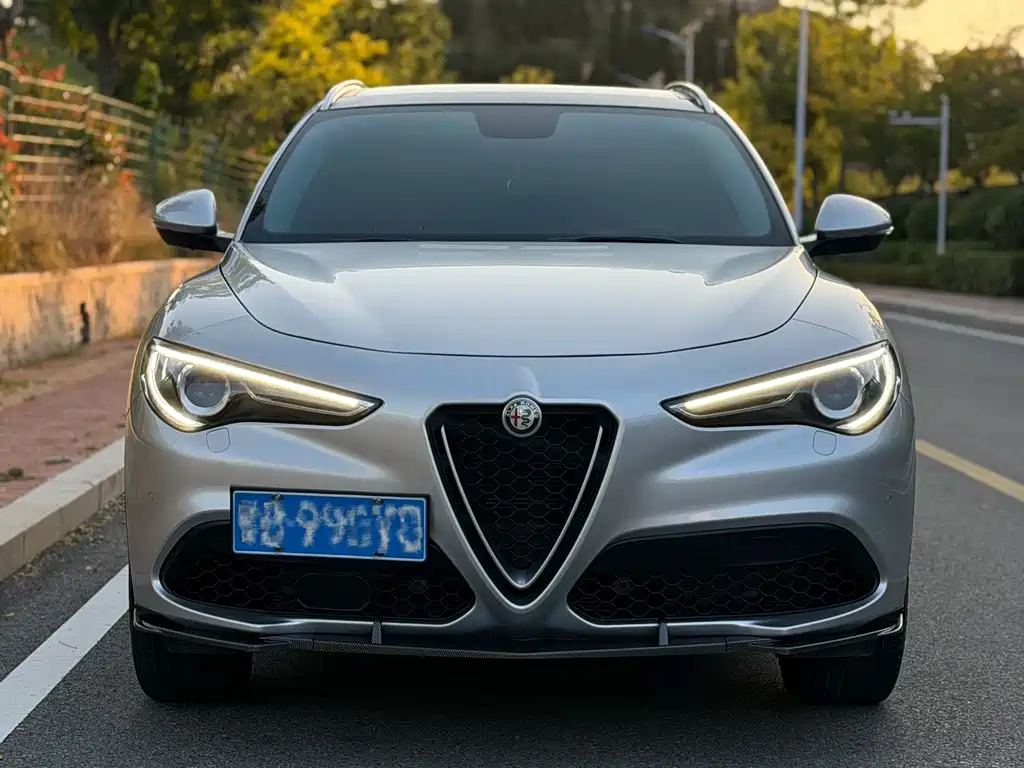 Alfa Romeo Stelvio — миниатюра 2