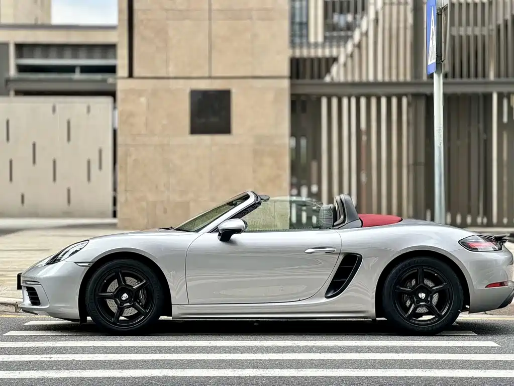 Porsche 718 2018 Boxster 2.0T