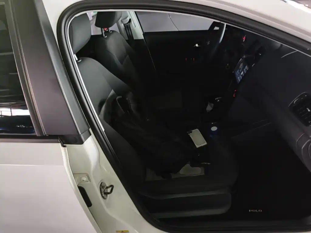Volkswagen Polo — миниатюра 25