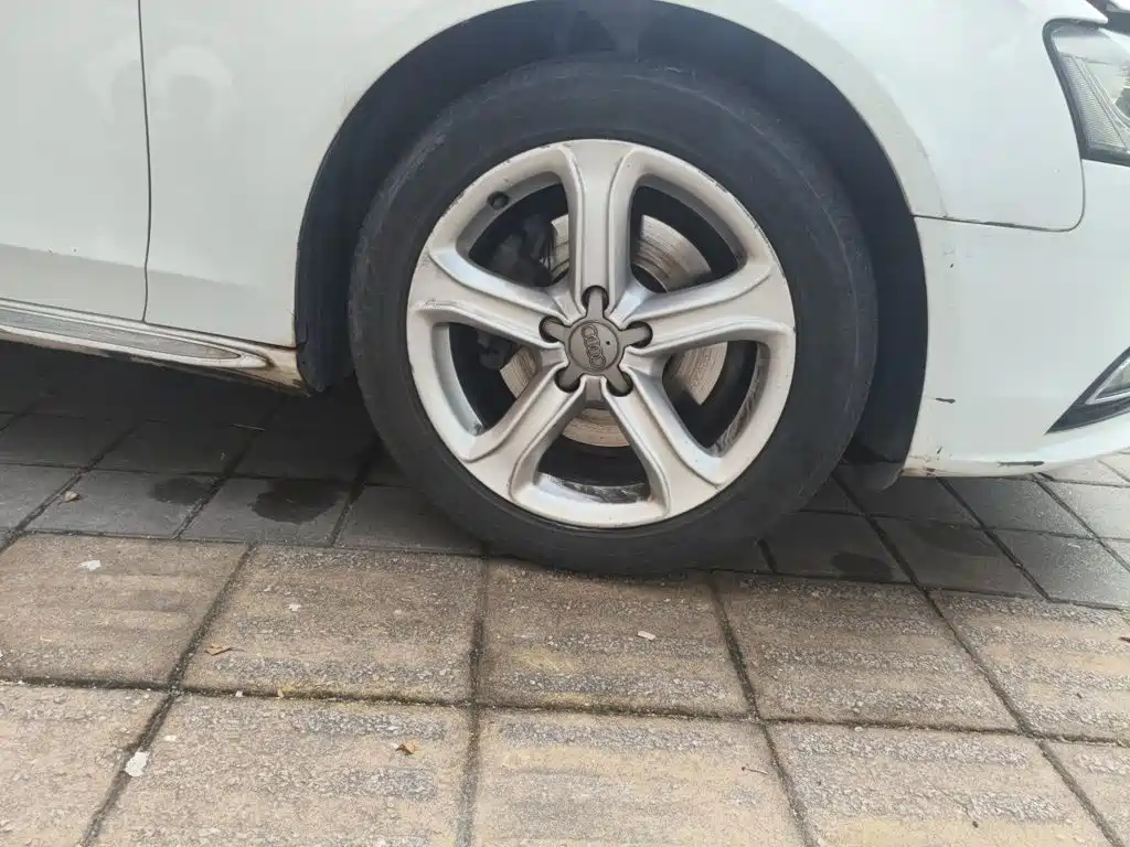 Audi A4L — миниатюра 24