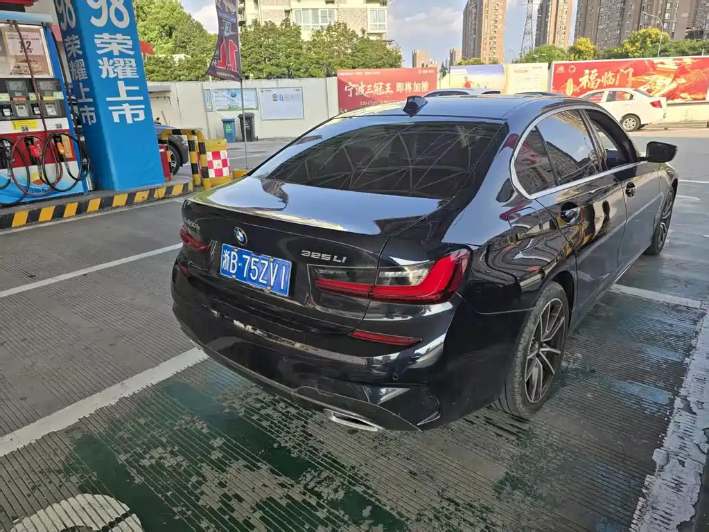BMW 3 Series — миниатюра 9