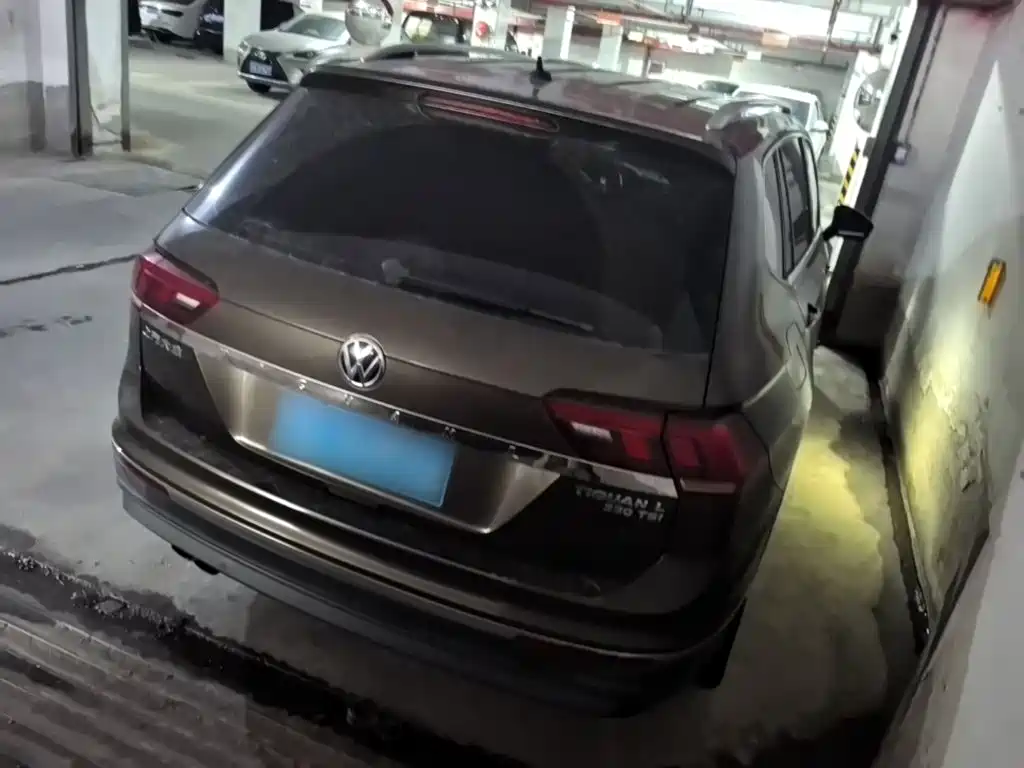 Volkswagen Tiguan L — миниатюра 7