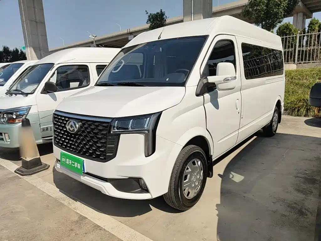 MAXUS V80