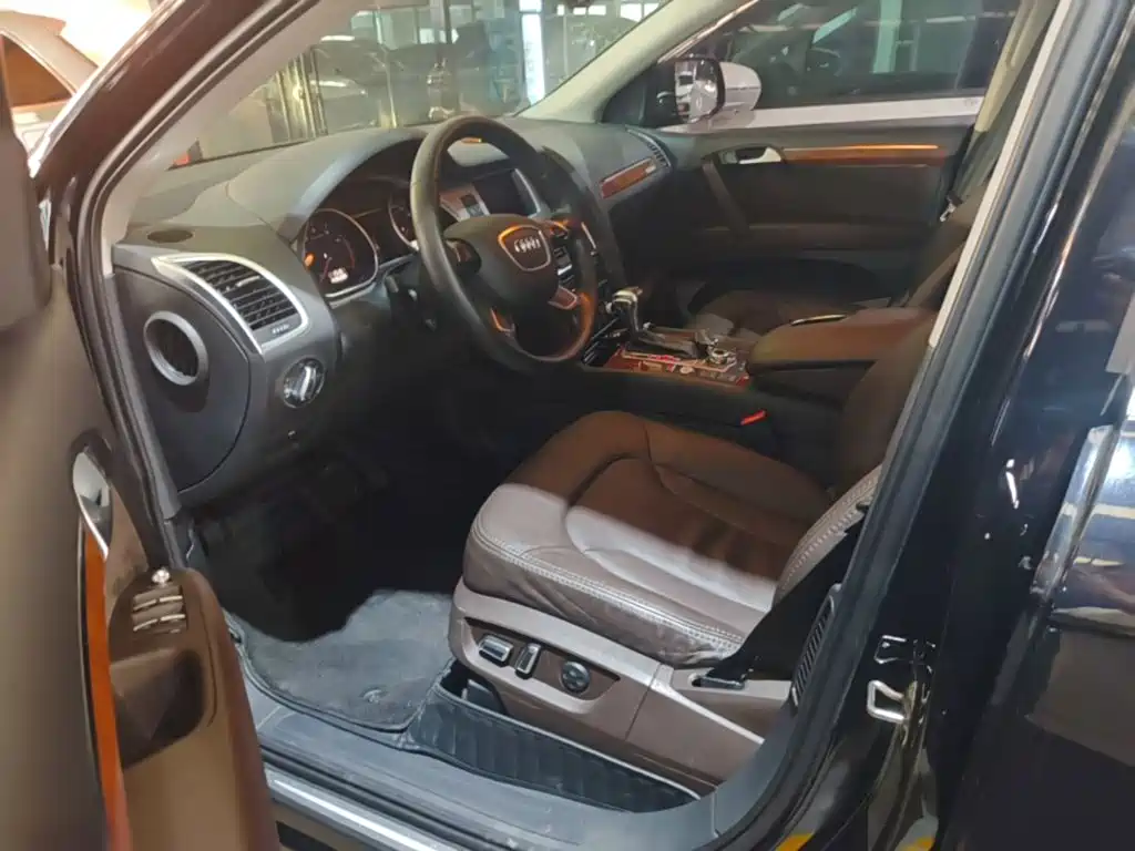 Audi Q7 — миниатюра 16