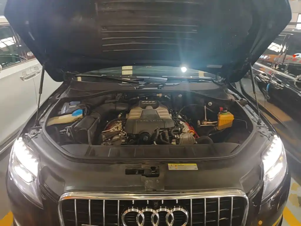 Audi Q7 — миниатюра 20