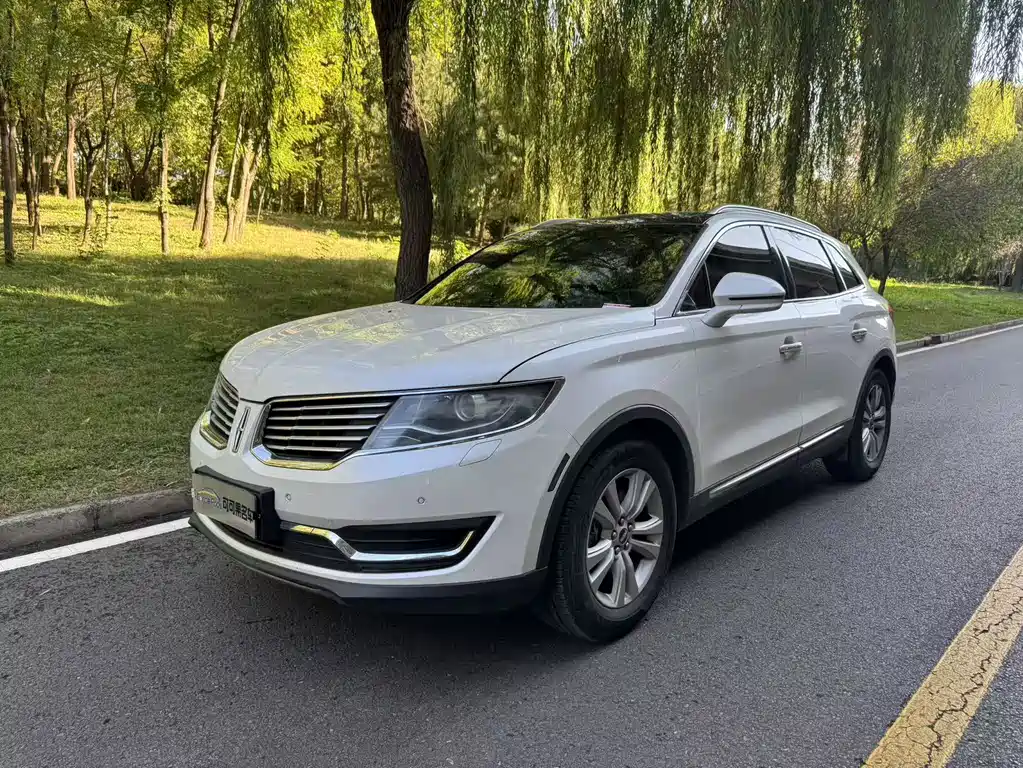 Lincoln MKX — миниатюра 4