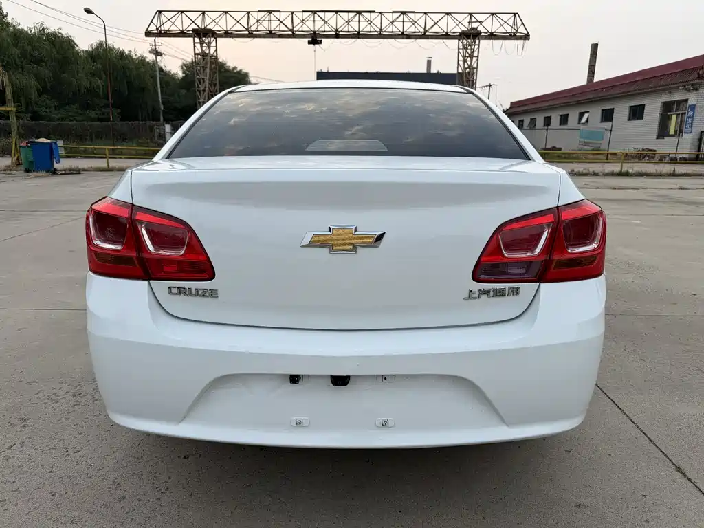 Chevrolet Cruze 2015 1.5L SE MT