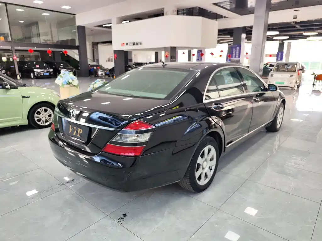 Mercedes-Benz S-Class — миниатюра 14