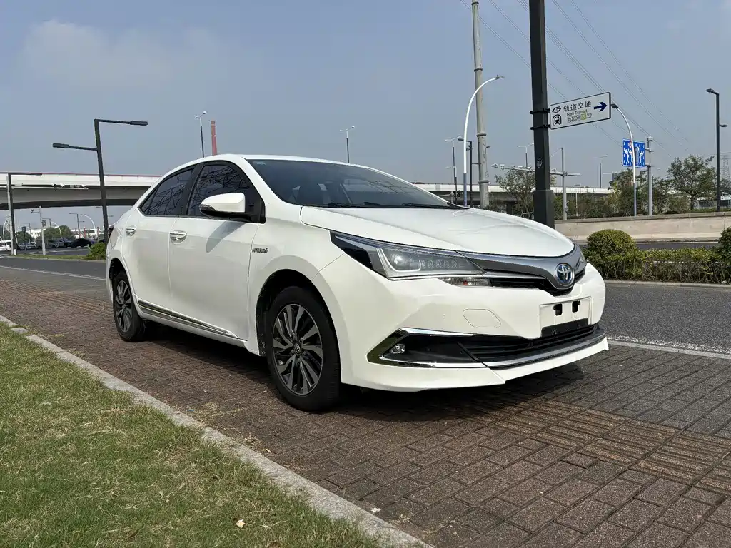 Toyota Corolla — миниатюра 3