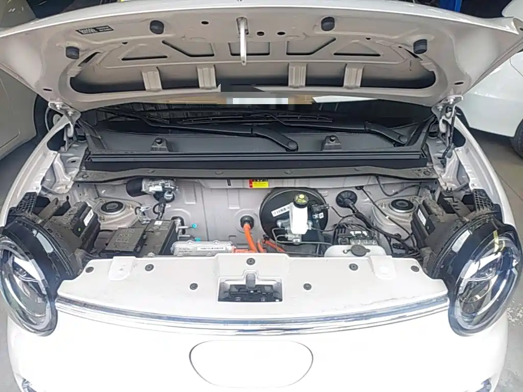 Wuling MINIEV — миниатюра 20