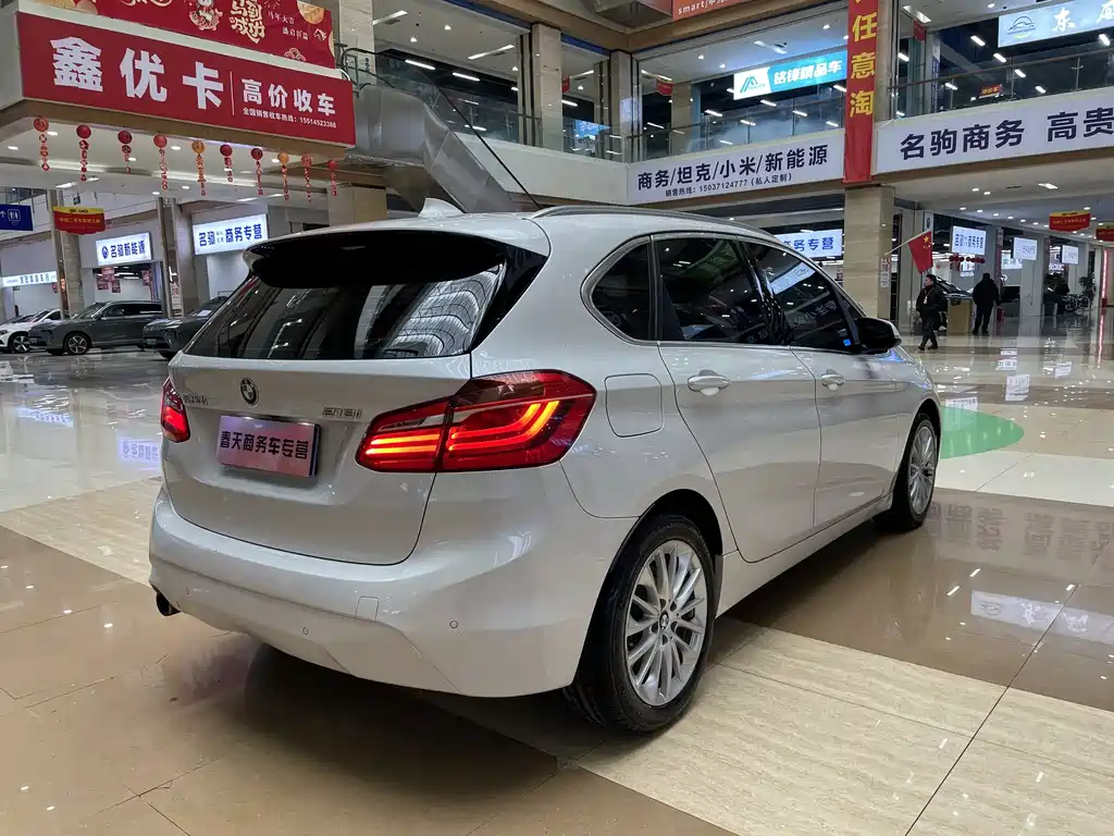 BMW 2 SERIES STATION WAGON