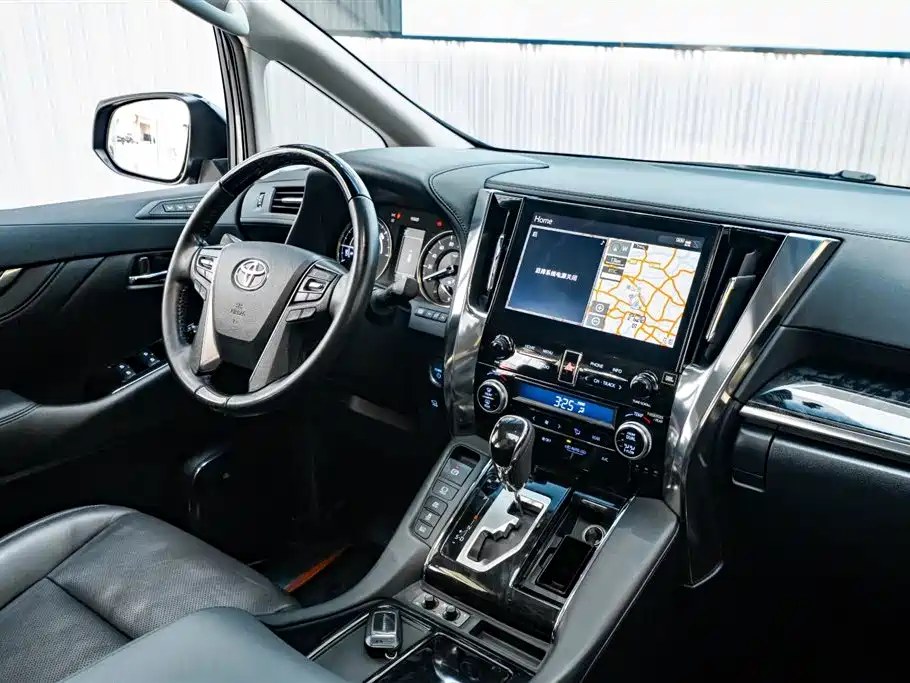 Toyota Vellfire — фотографии объявления, Фото 25