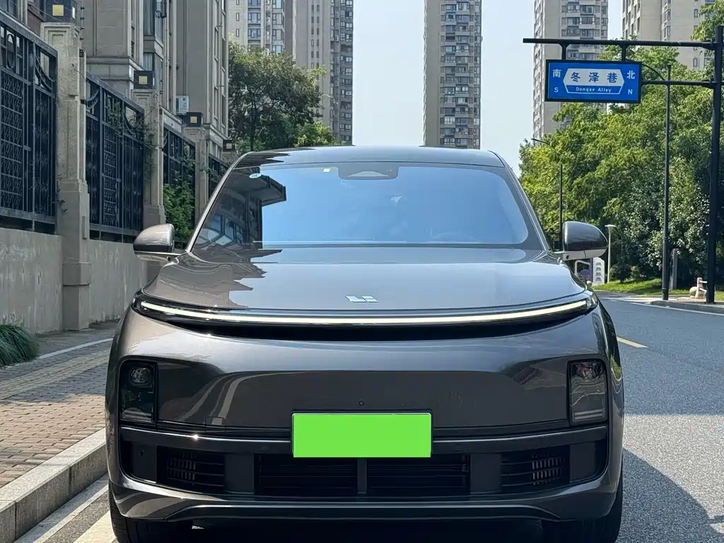 Li Auto Li L8 — миниатюра 2