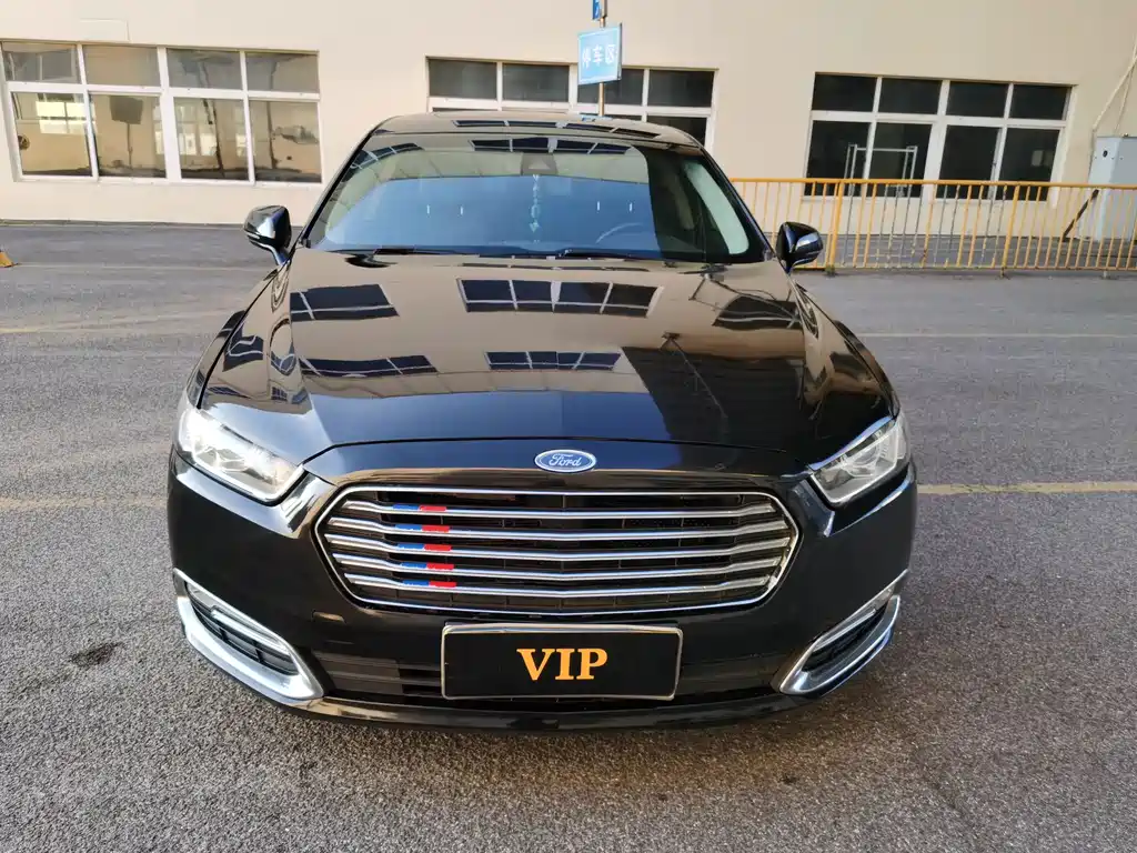 Ford Taurus