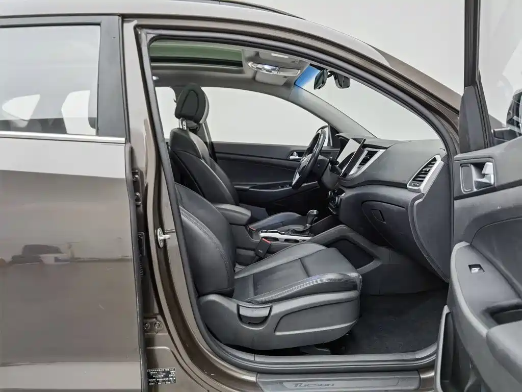 Hyundai Tucson — миниатюра 23
