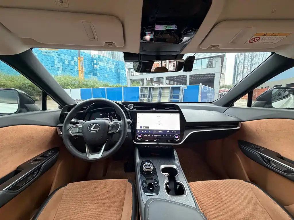 Lexus RZ — миниатюра 6