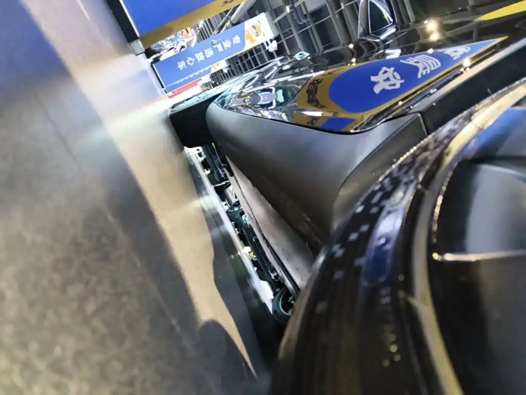 Tesla Model Y — миниатюра 22