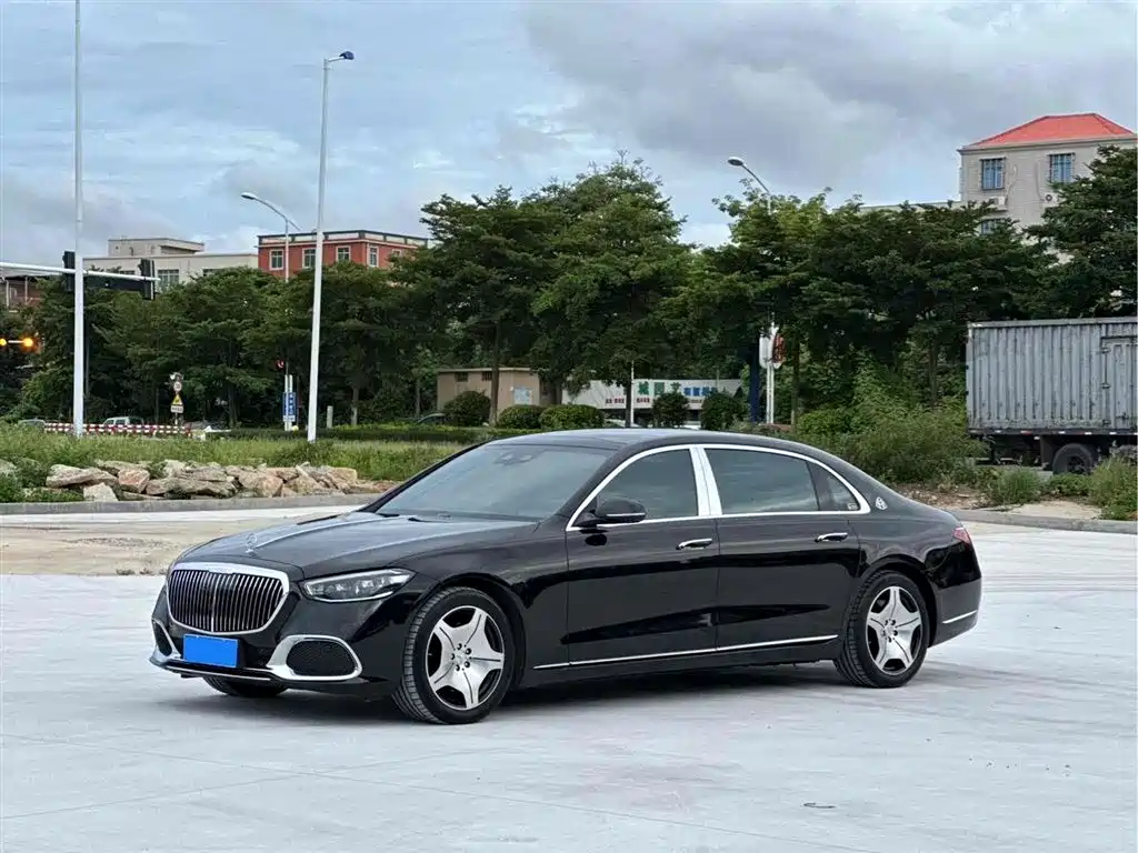 Mercedes-Benz S-Class 2021