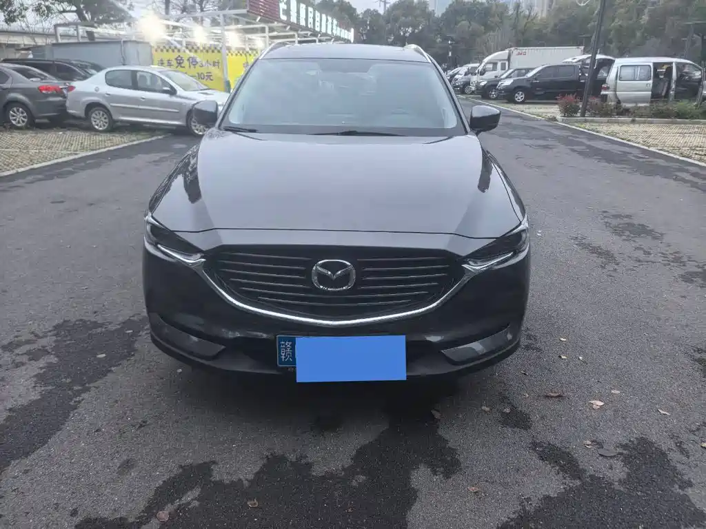 MAZDA CX 8