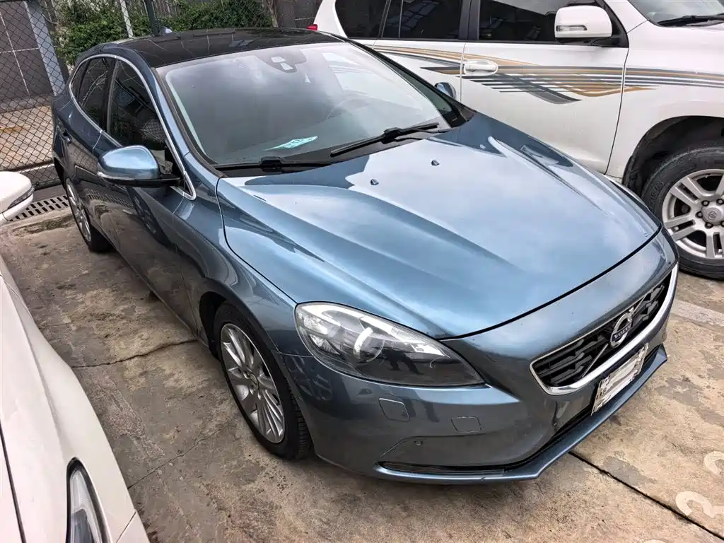 Volvo V40 2014 2.0T
