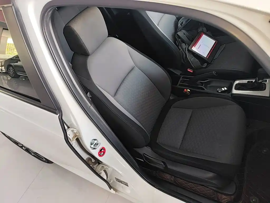 Honda Fit — миниатюра 25