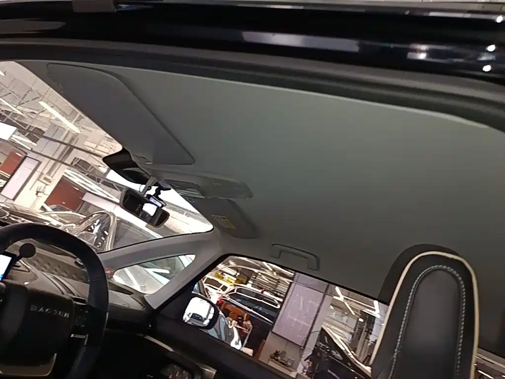 Baojun KiWi EV — миниатюра 18