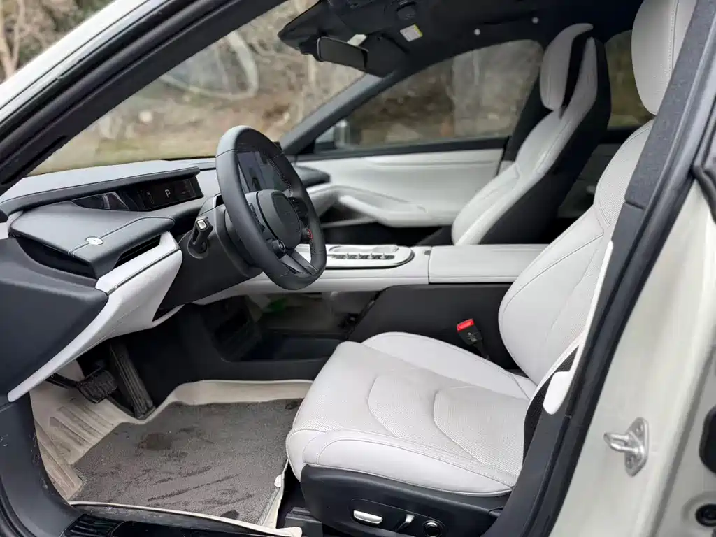 XIAOMI CAR XIAOMI SU7