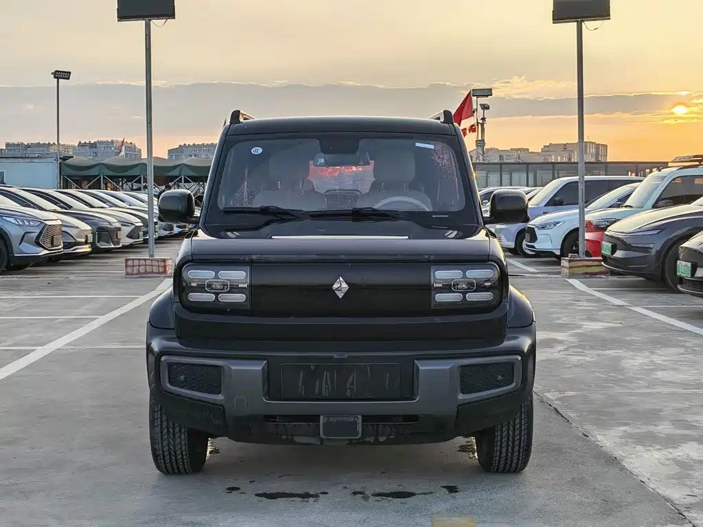 Baojun Yueye — миниатюра 2