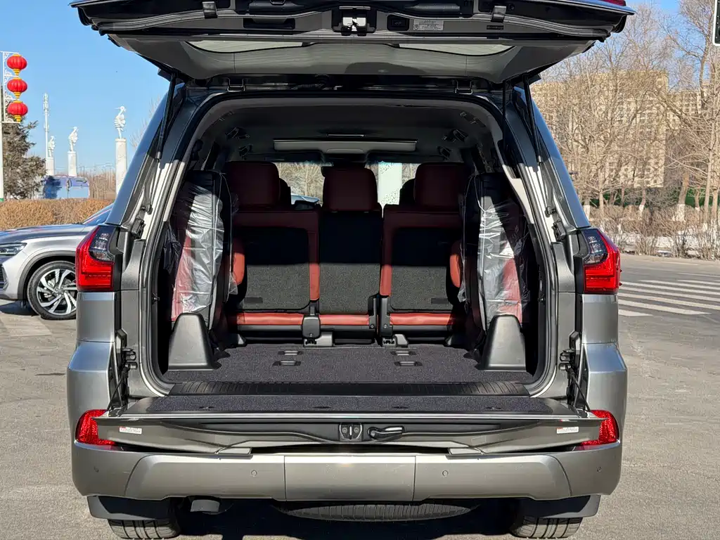Lexus LX 570 Premium Luxury Edition, фото 15