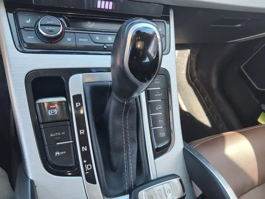 Geely Boyue — миниатюра 15
