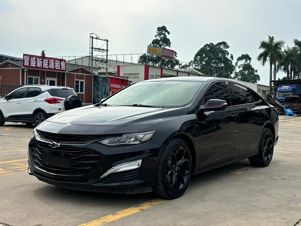 Купить Chevrolet Malibu XL