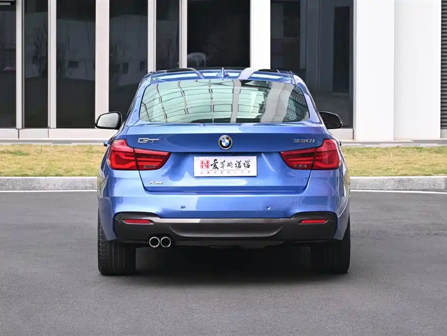BMW 3 Series GT 3 GT 2017 330i xDrive M Sport