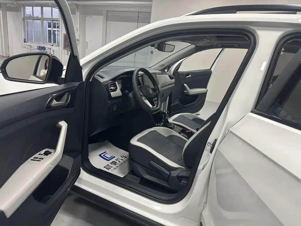 Volkswagen Tharu — миниатюра 11