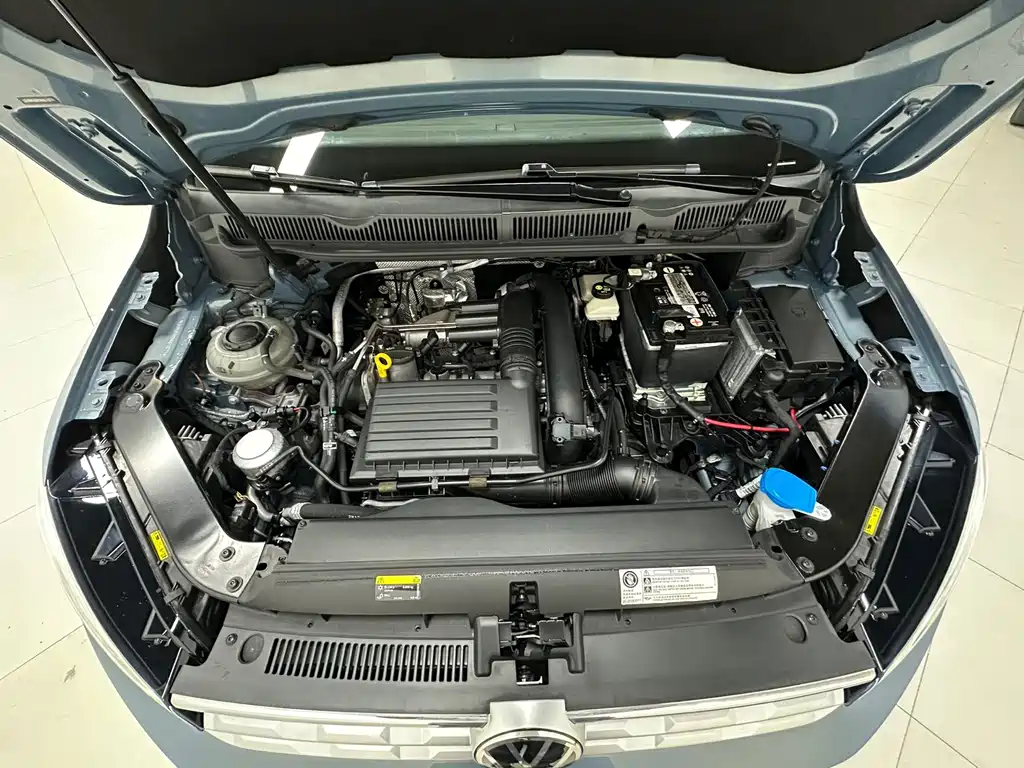 Volkswagen Touran — миниатюра 8