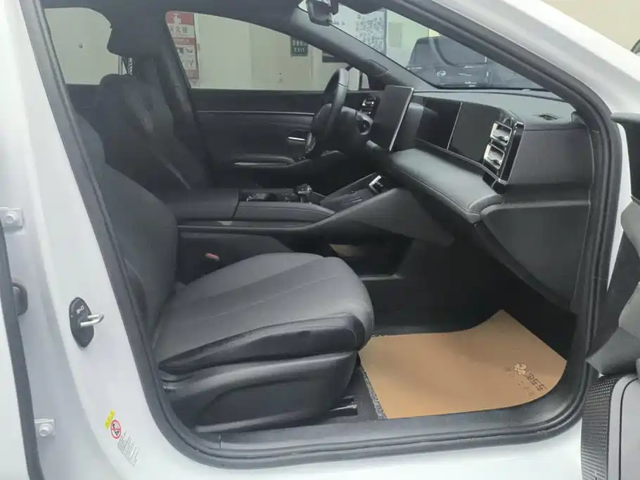 BYD Qin L — миниатюра 8