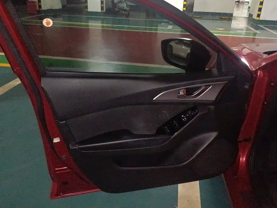 Mazda 3 Axela — миниатюра 7