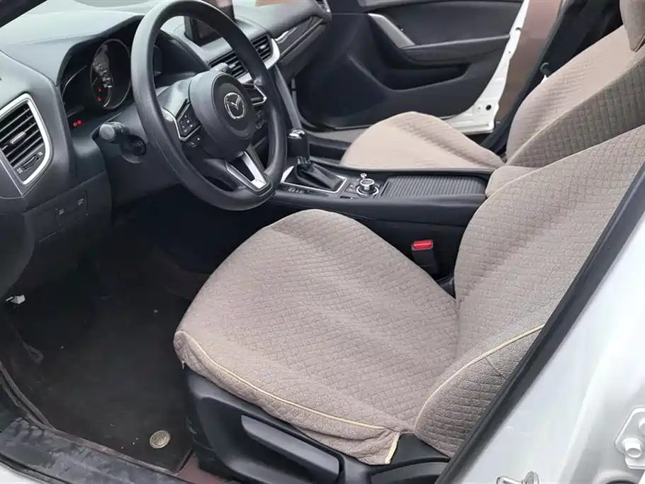 Mazda CX-4 2018 2.0L AT V