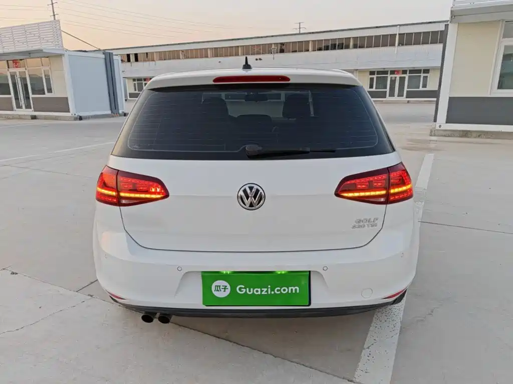 Volkswagen Golf — миниатюра 6