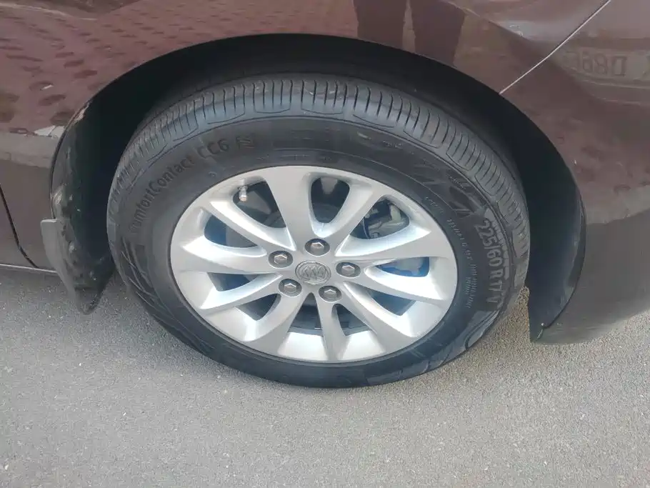 Buick GL8 — миниатюра 6