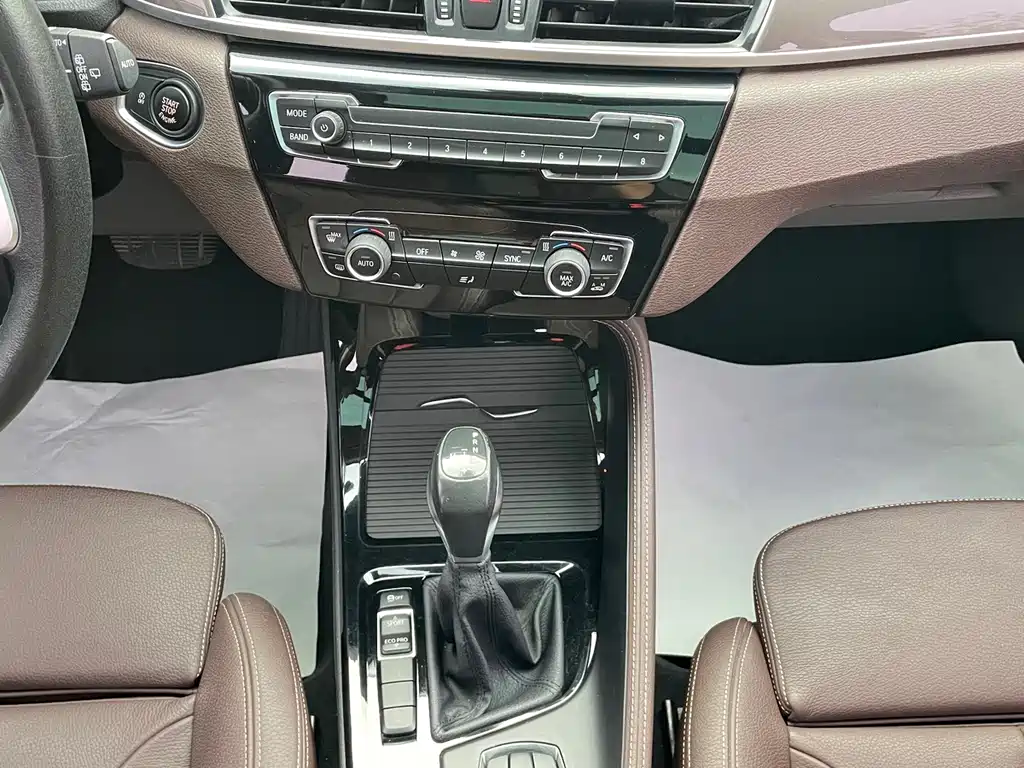 BMW X1 — миниатюра 8