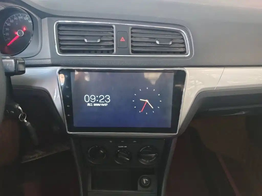 Volkswagen Lavida — миниатюра 13