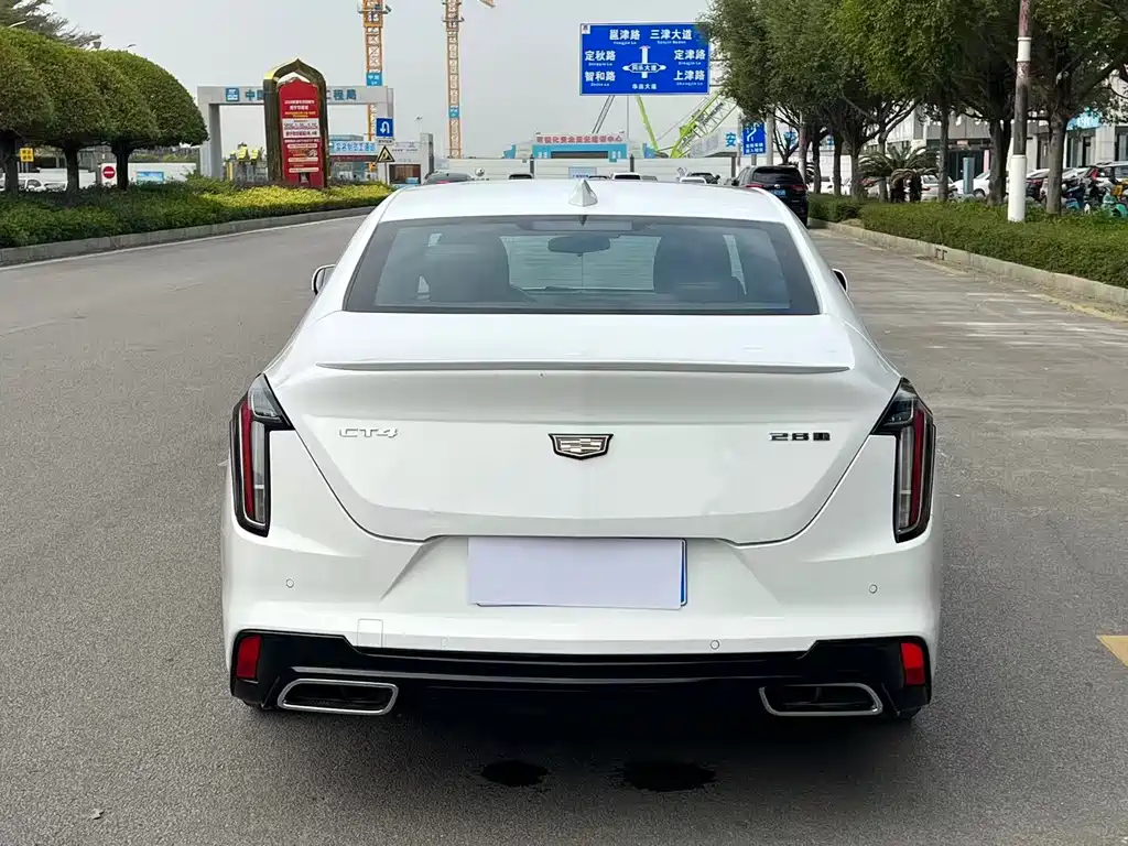 CADILLAC CT4