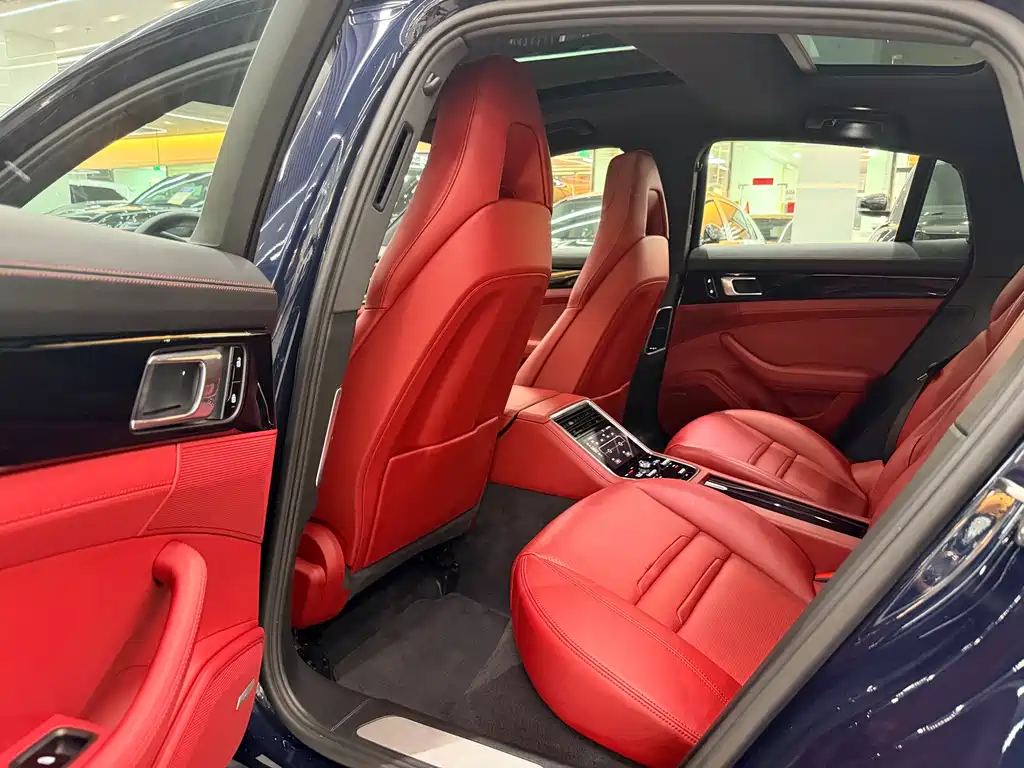 Porsche Panamera — миниатюра 6