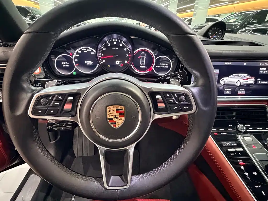 Porsche Panamera — миниатюра 7