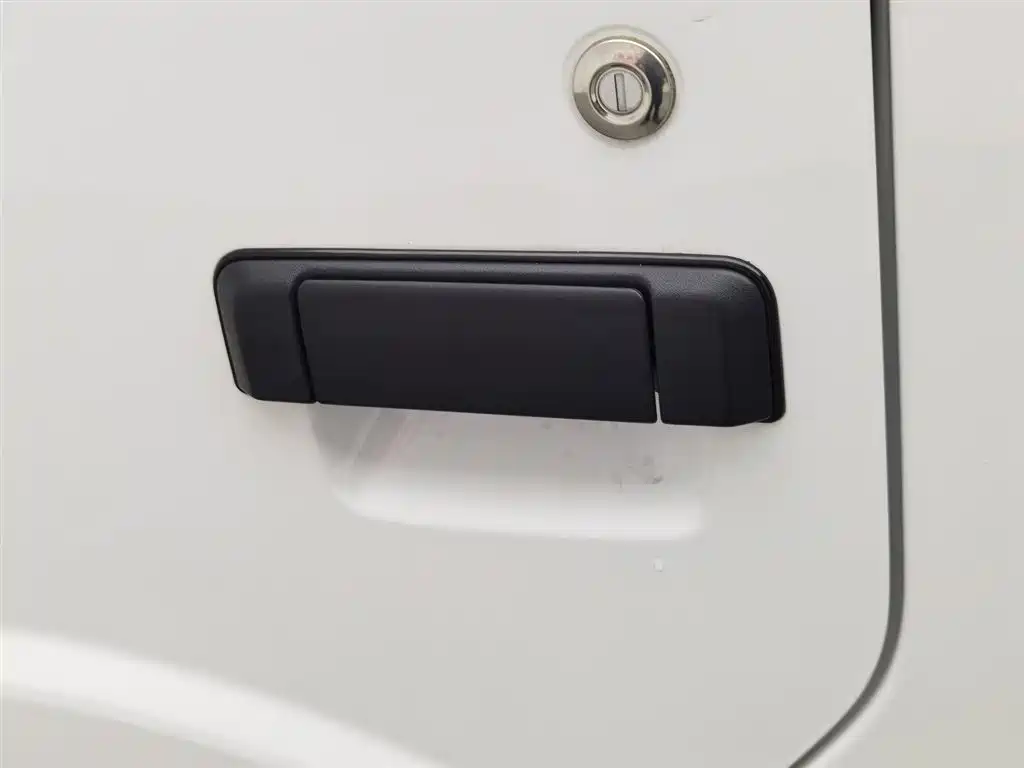 SRM XINYUAN XINYUAN E3