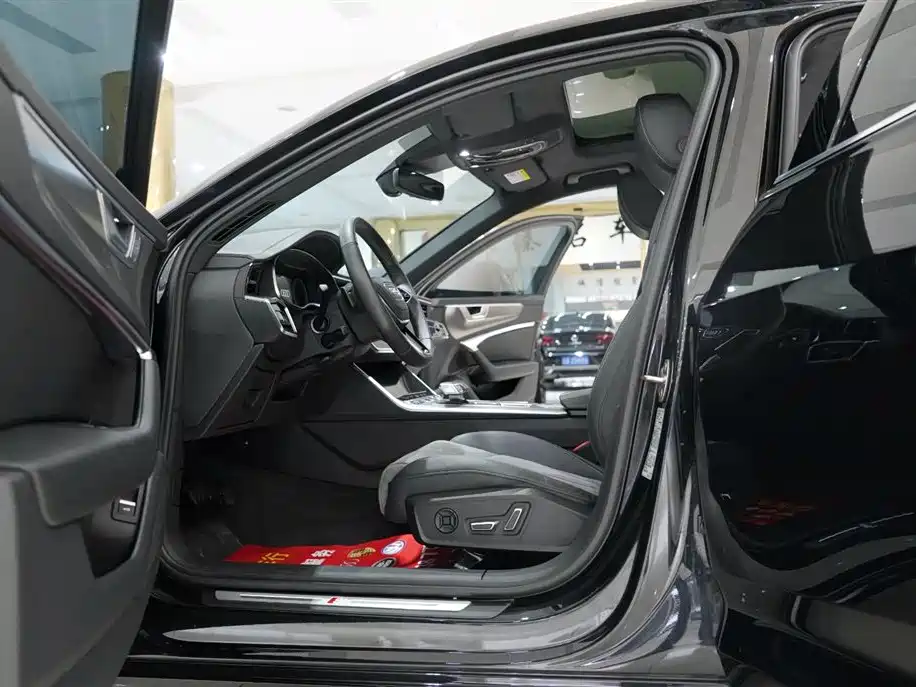 Audi A6L 2024 45 TFSI