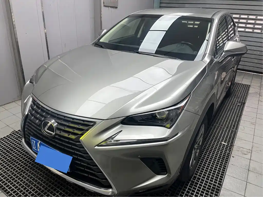 Lexus NX 2018